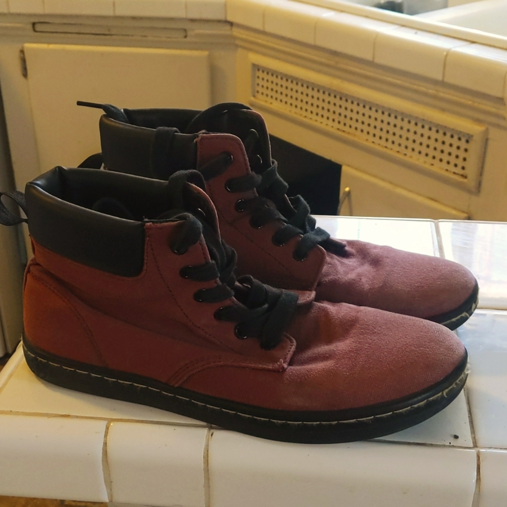 Dr. Martens Maelly Boots